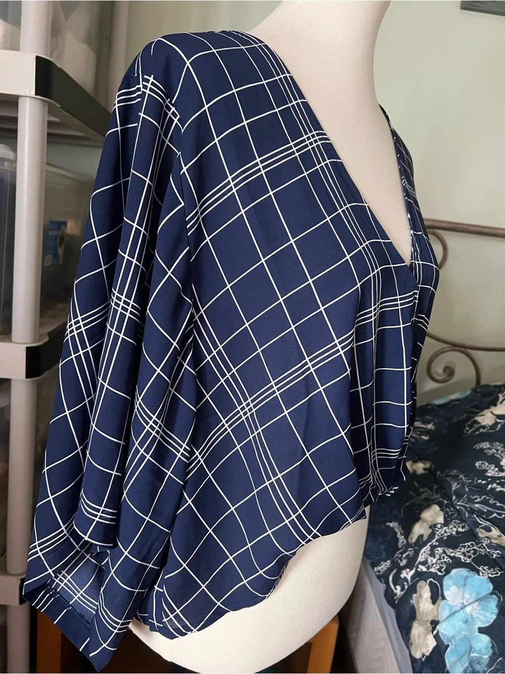 & Harmony Women’s Large Navy Windowpane Faux Wrap Crop Blouse